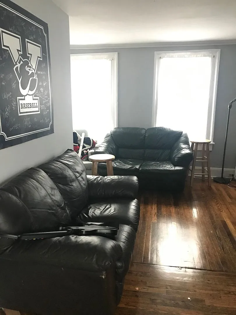 67 Edgewood Ave — Photo 3