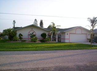 1715 SE 39th Ter, Cape Coral, FL 33904