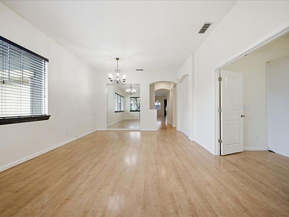 3rd image of 3618 Anthea St