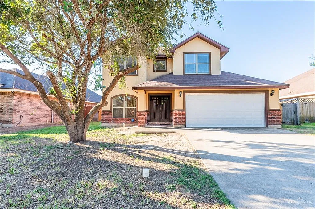 4 bed, 3.5 bath, 2095 sqft, $2,000 — Photo 1