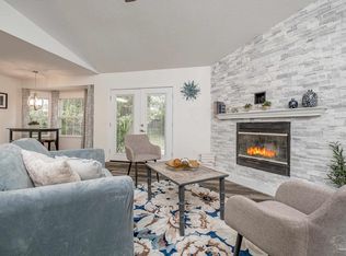 6956 Raburn Rd, Pensacola, FL 32526