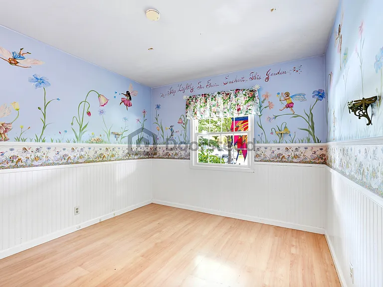 191 Pickwick Dr — Photo 13