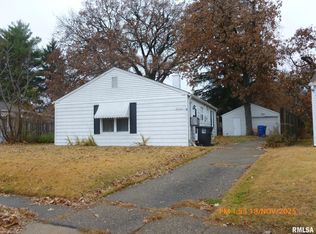 3703 13th Ave, Moline, IL 61265