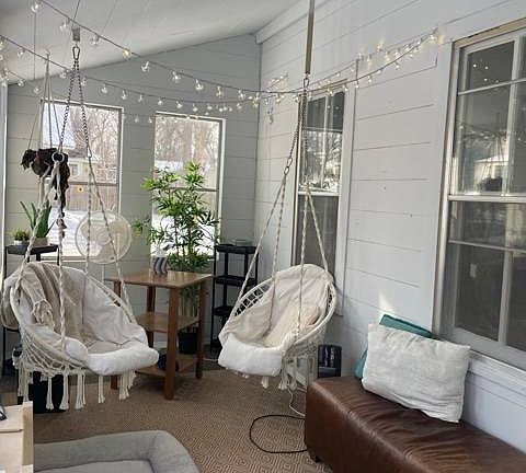 2778 - Porch_01122022