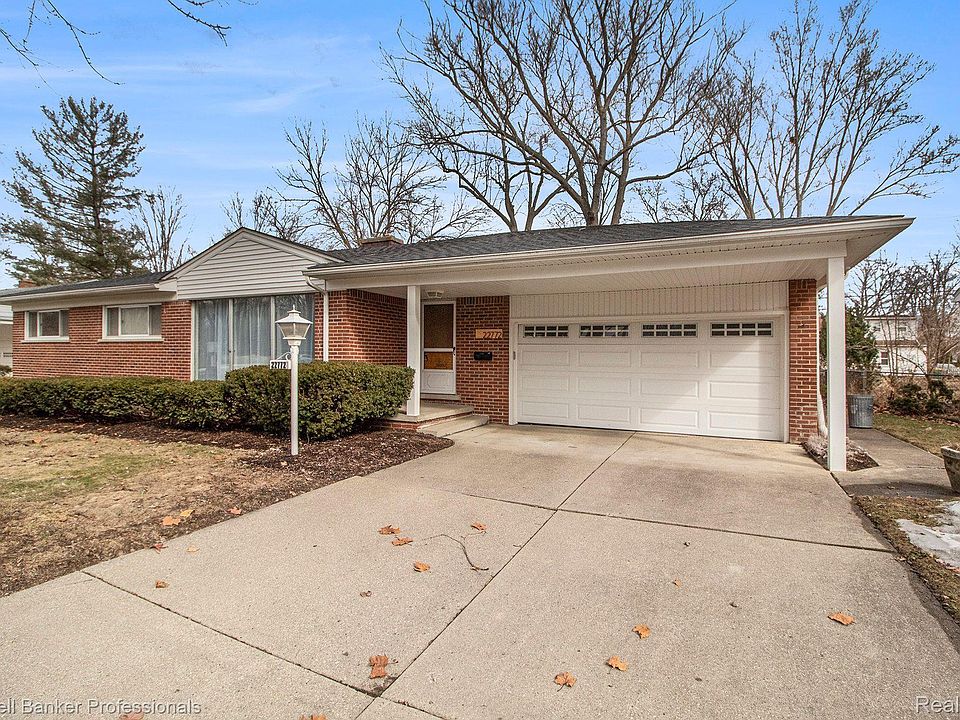 1st image of 22772 Mayfield Ave