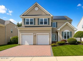 315 Wedgewood Rd, Morganville, NJ 07751