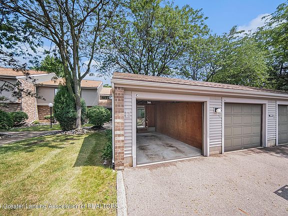 4th image of 1046 Grenoble Ln Unit C