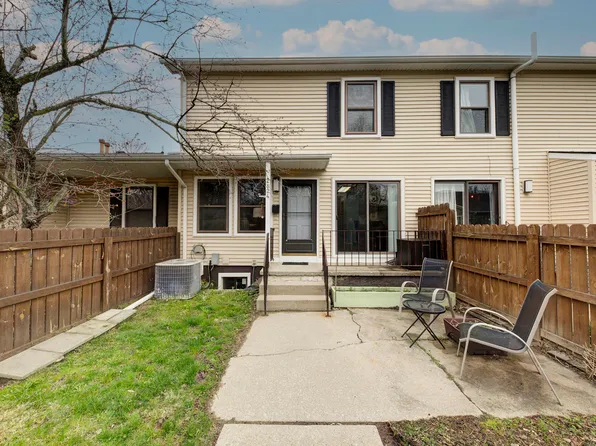 2824 Roundtree Blvd, Ypsilanti, MI 48197