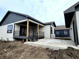 1117 S Minton Rd, Independence, MO 64056