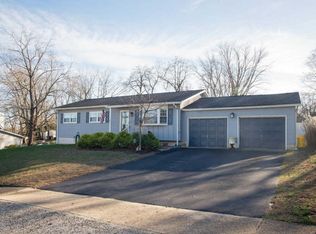 7 Arkansas Dr, Jackson, NJ 08527