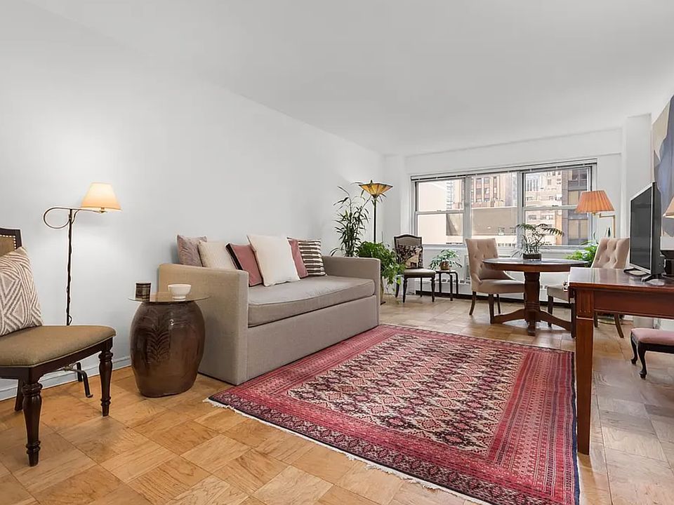 1st image of 153 E 57th St #7