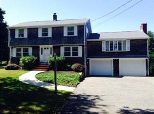 31 Candlewood Rd, Ipswich, MA 01938