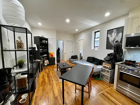 Rented by Massada Home Sales Inc | media 8