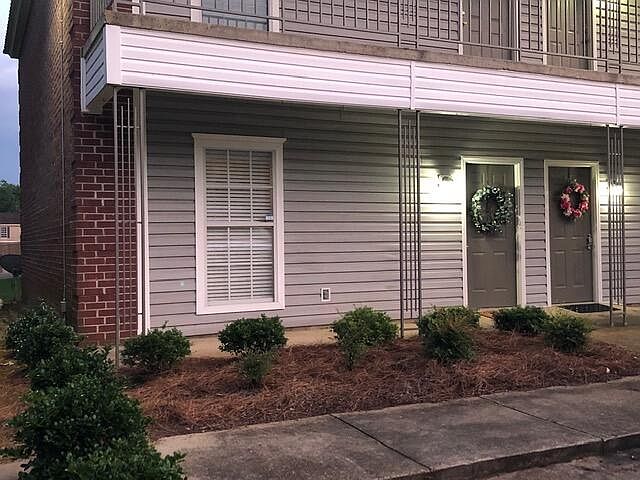 1st image of 1257 Louisville St APT 17