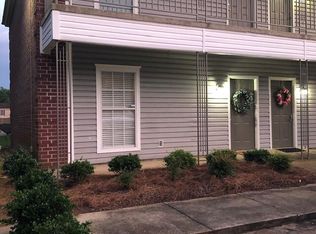 1257 Louisville St APT 17, Starkville, MS 39759