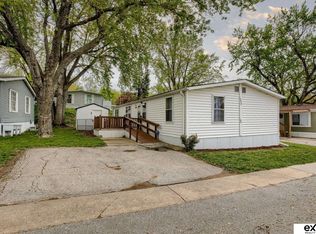 12820 Spaulding Plz #186, Omaha, NE 68164