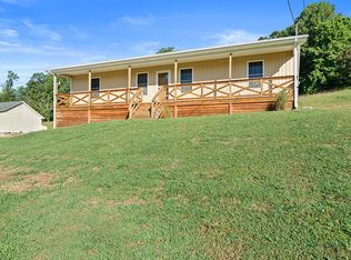 411 Red Hill Rd, Andersonville, TN 37705