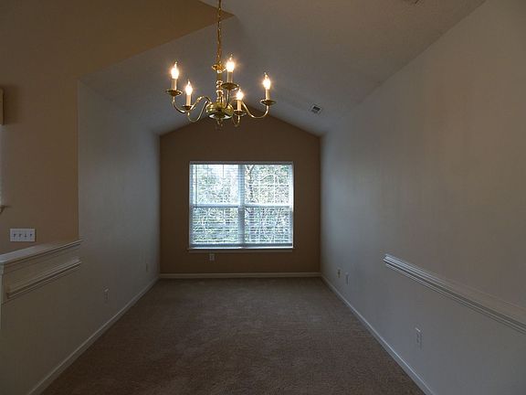 5th image of 810 Settlement Dr