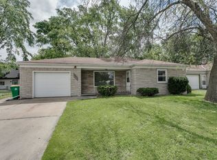 205 Bellevue St, Green Bay, WI 54302