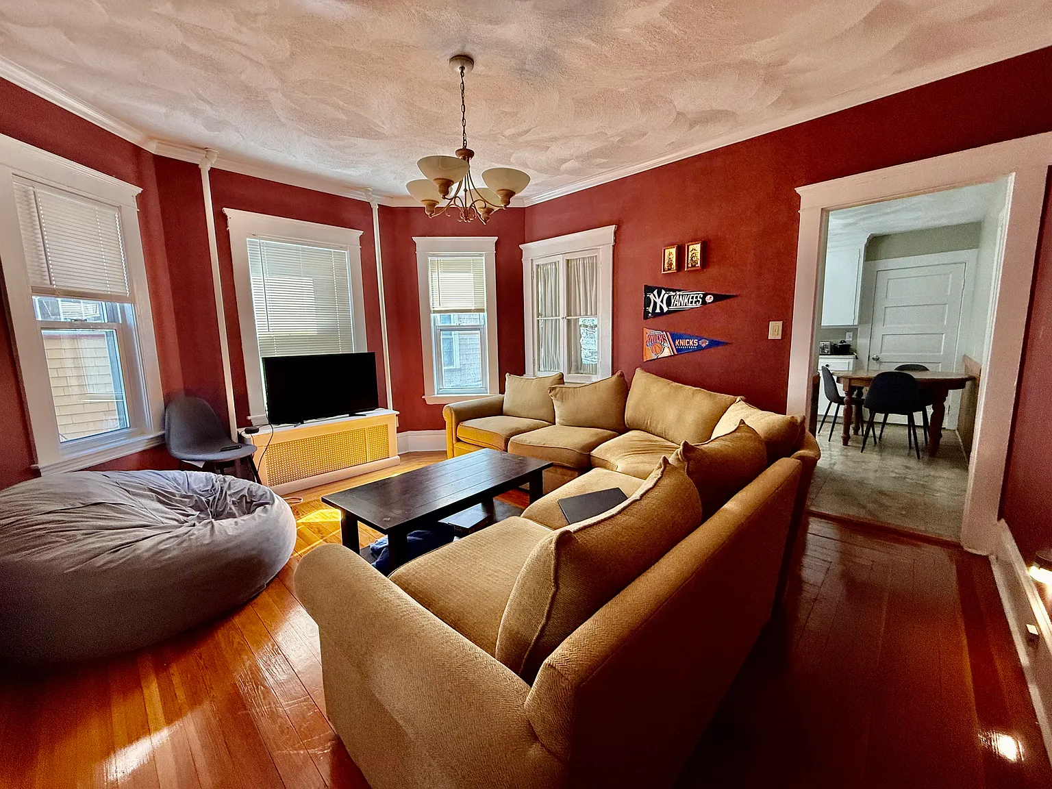 4 bed, $5,600 — Photo 3