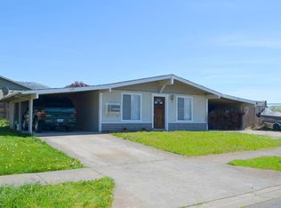 1107 Olympic Ave, Medford, OR 97504