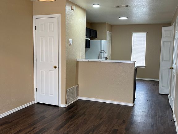 2nd image of 3310 Cantabrian Dr APT A