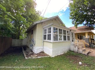 2005 Stirling Ave, Lansing, MI 48910