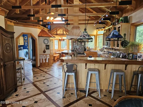 3583 Munfordville Linwood Rd, Munfordville, KY 42765
