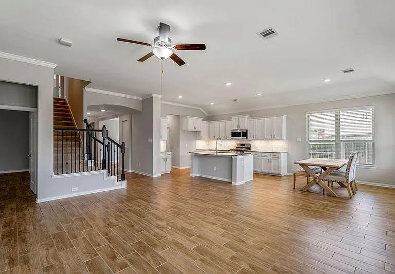 4411 Mimic Dr — Photo 5