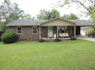 1022 W Hills Rd, Jamestown, TN 38556