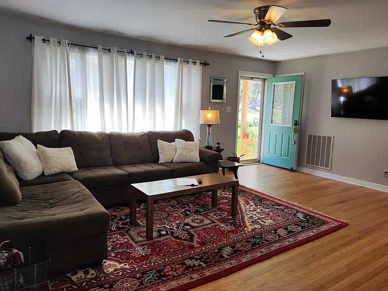 3315 Forestdale Ave — Photo 2