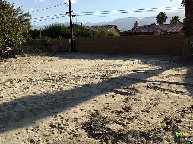 2nd image of 32361 S Cathedral Canyon Dr