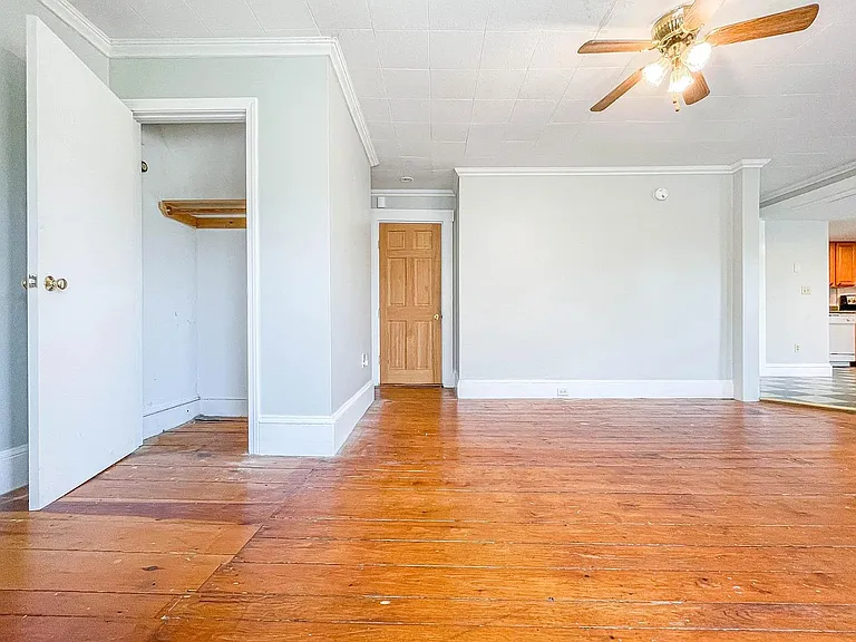 27 Brentwood St #2 — Photo 9