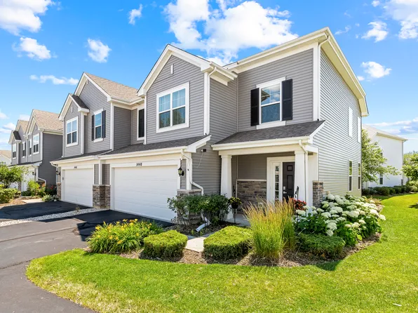 1448 Lighthouse Ln, Hampshire, IL 60140