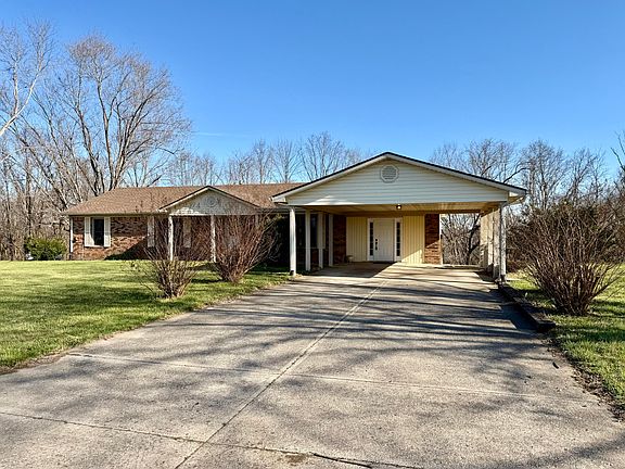 3rd image of 1240 Bowling Ridge Rd