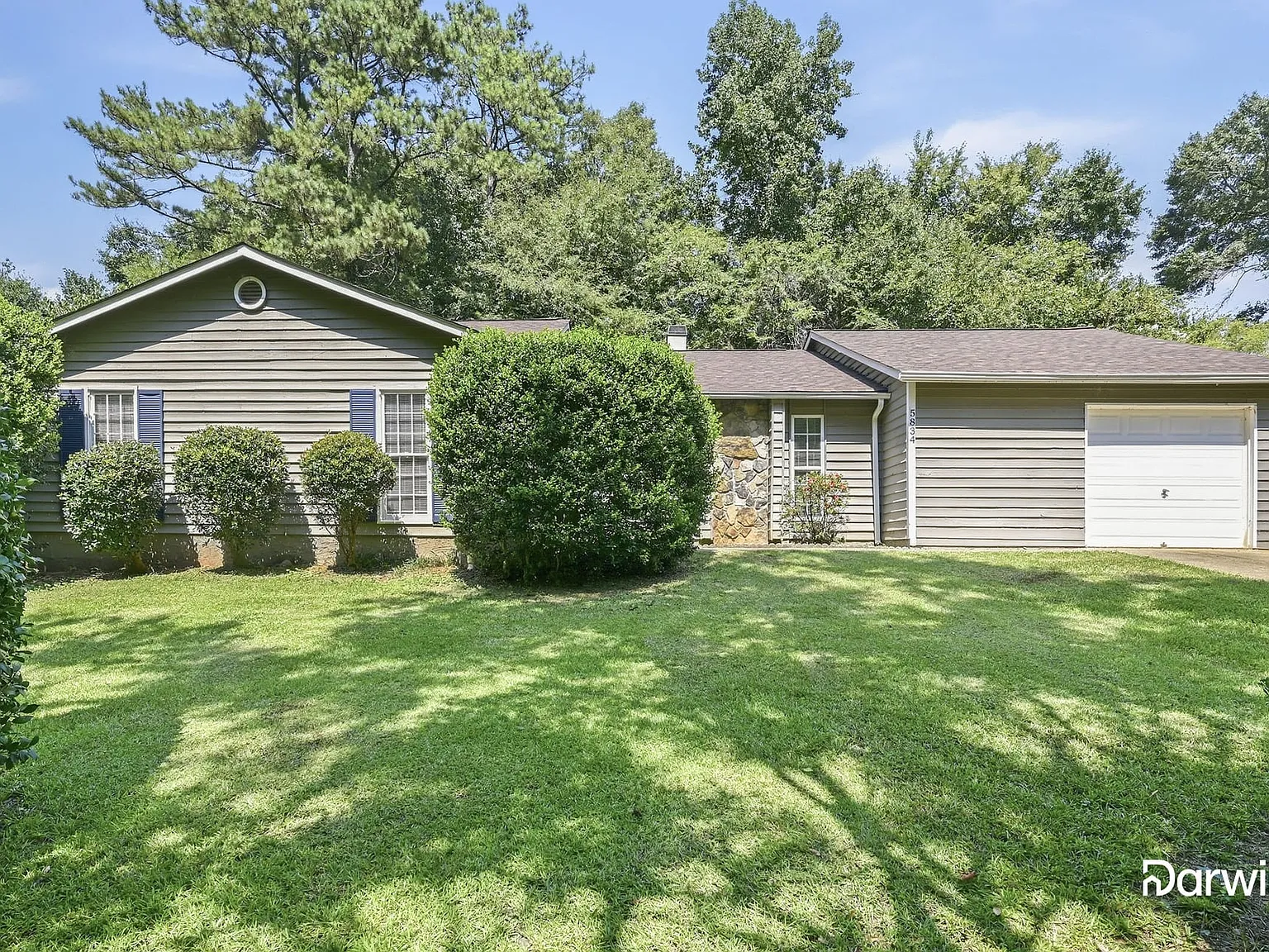 3 bed, 2.0 bath, 1663 sqft, $1,895 — Photo 1