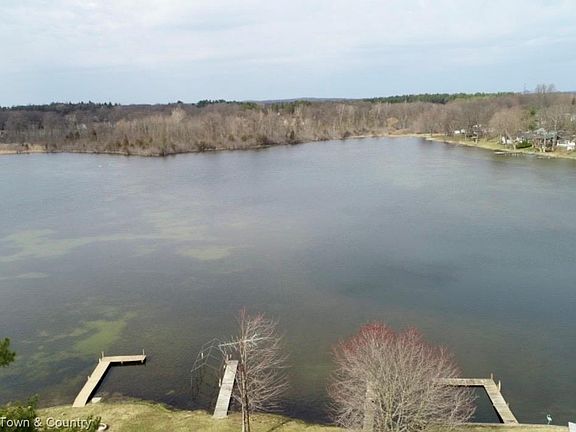 3rd image of 2705 Melvin Rd