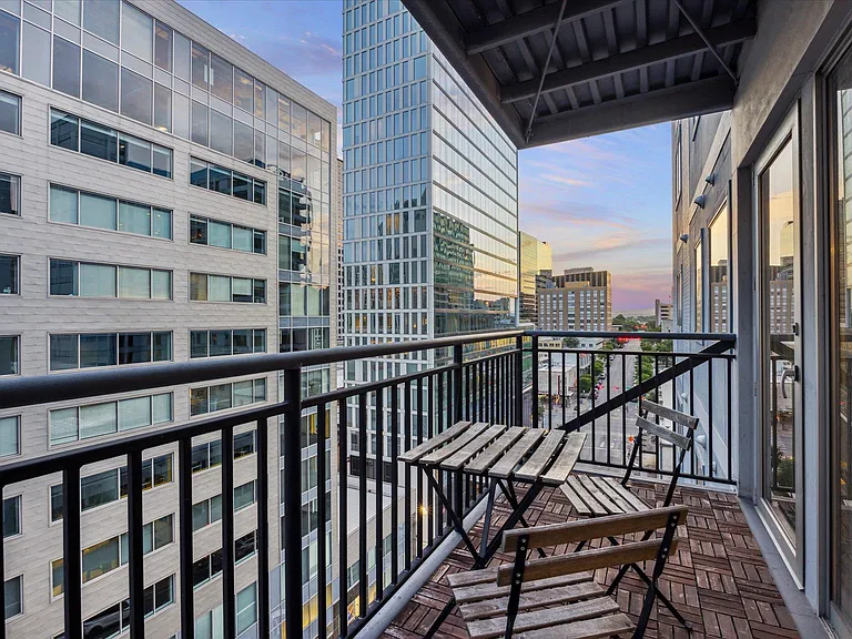 800 Brazos St #1002 — Photo 12
