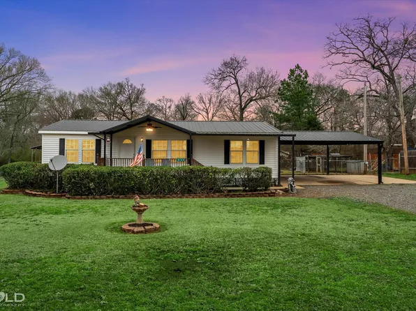 8188 Sundown Dr, Mooringsport, LA 71060