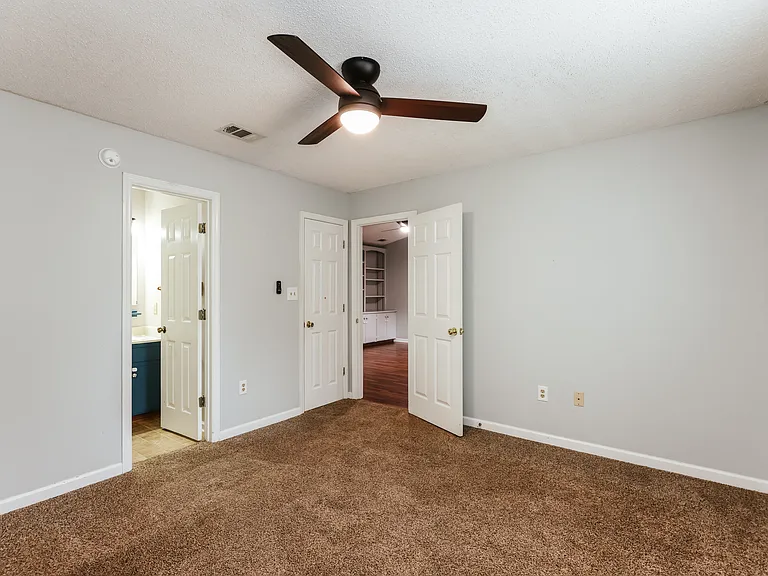 180 Oak Dr — Photo 21
