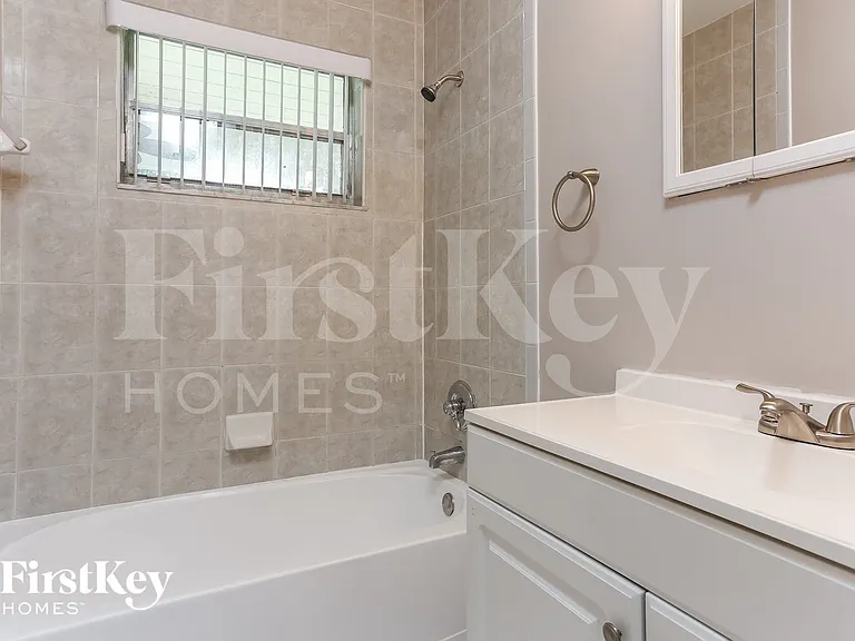 7720 Juniper St — Photo 13