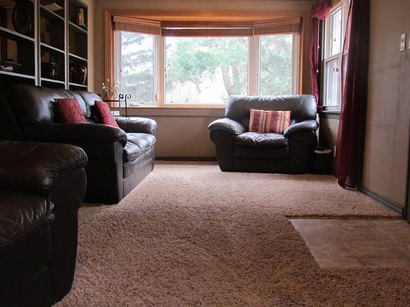 Living Rm 1 New Window 2012