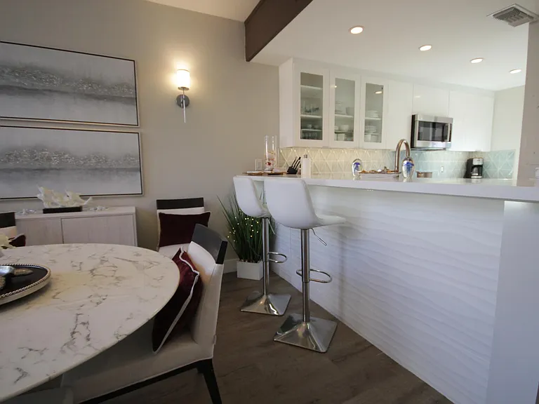 7329 Marina Pacifica Dr S — Photo 11