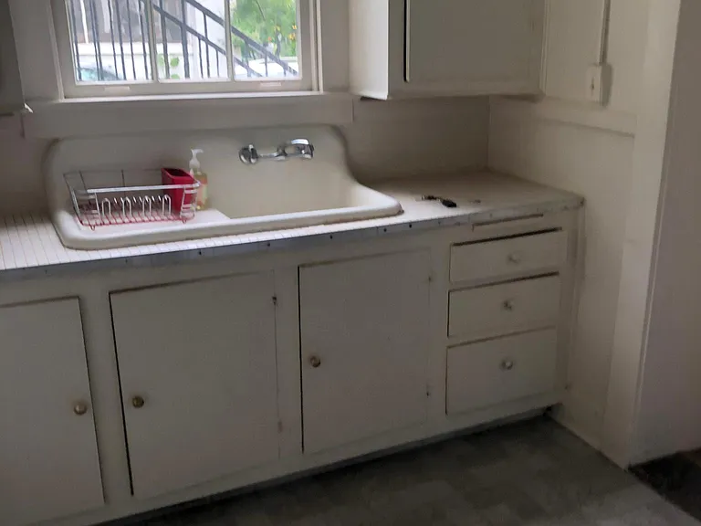 633 Bungalow Ln — Photo 3