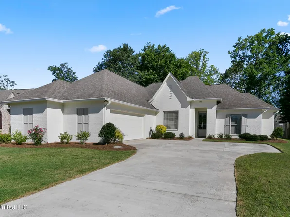 102 Shore View Dr, Madison, MS 39110