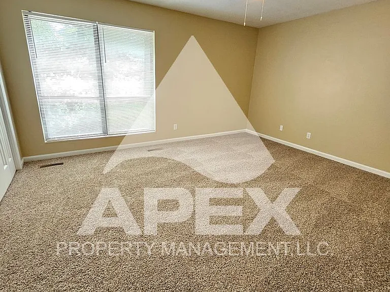 9024 Countryside Ln — Photo 15