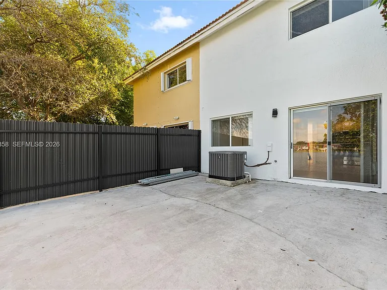 365 NW 109th Ave #701 — Photo 19