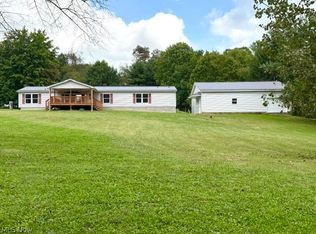 47415 Metz Rd #B, New Waterford, OH 44445