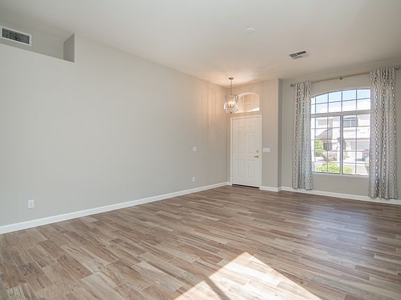 3rd image of 7335 W Emile Zola Ave