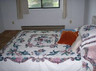 408 Flair Dr, Saint James, NY 11780